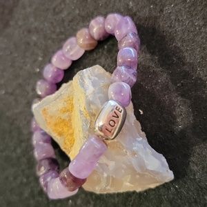 MARALA Amethyst and Sterling Silver 'LOVE' Stretch Bracelet